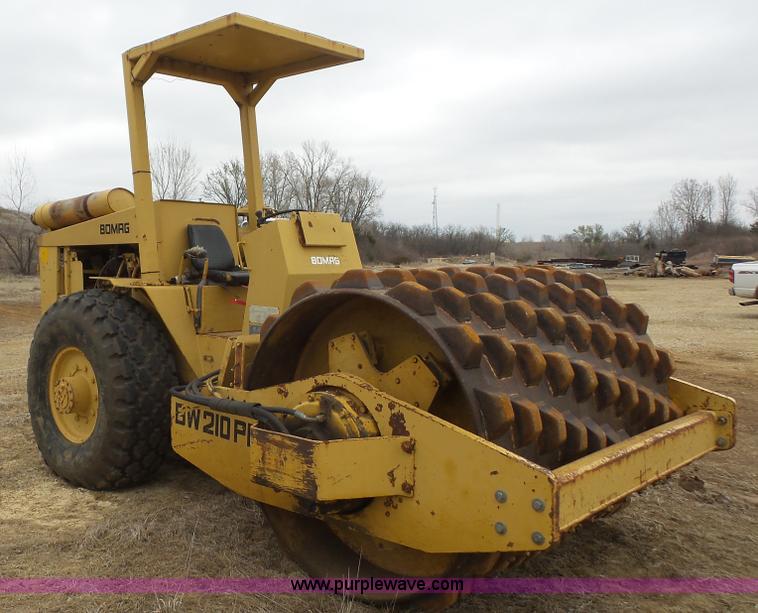 image for item K5117 Bomag BW120PD vibratory padfoot roller