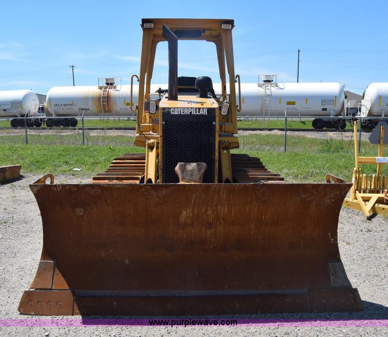 image for item K6681 1998 Caterpillar D5C XL dozer
