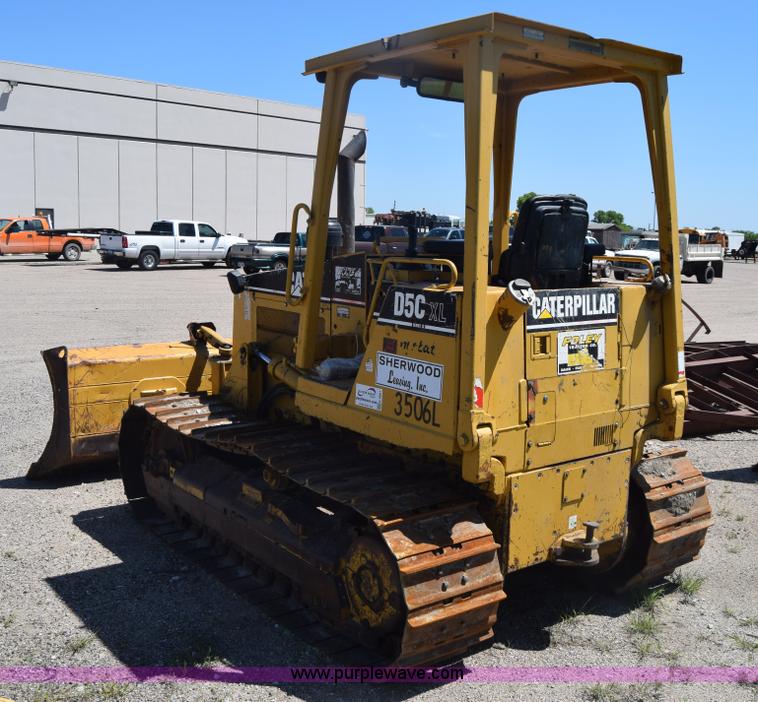 image for item K6681 1998 Caterpillar D5C XL dozer