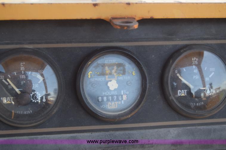 image for item K6681 1998 Caterpillar D5C XL dozer