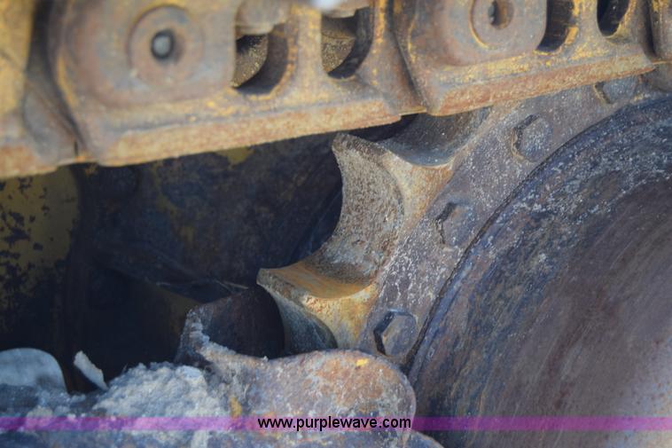 image for item K6681 1998 Caterpillar D5C XL dozer