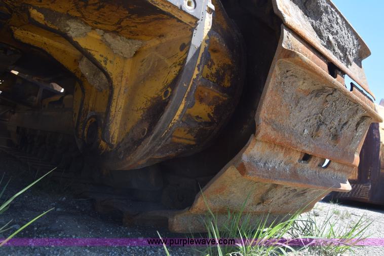 image for item K6681 1998 Caterpillar D5C XL dozer