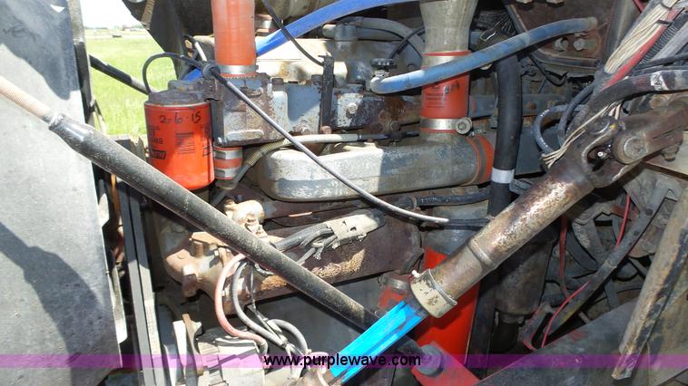 image for item K8291 1994 Mack Maxidyne DM690S mixer truck