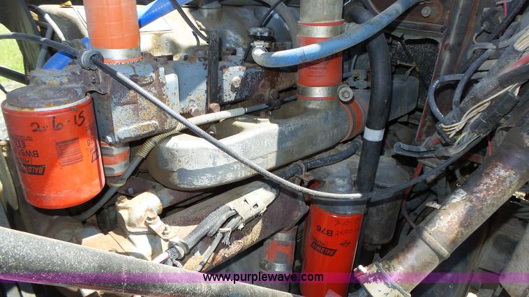 image for item K8291 1994 Mack Maxidyne DM690S mixer truck