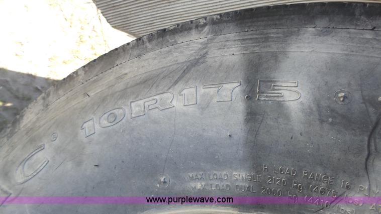 image for item K8291 1994 Mack Maxidyne DM690S mixer truck