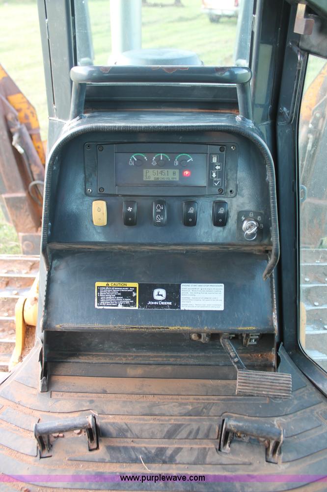 image for item K8874 2005 John Deere 700J LT dozer