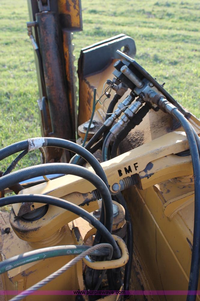 image for item K8874 2005 John Deere 700J LT dozer