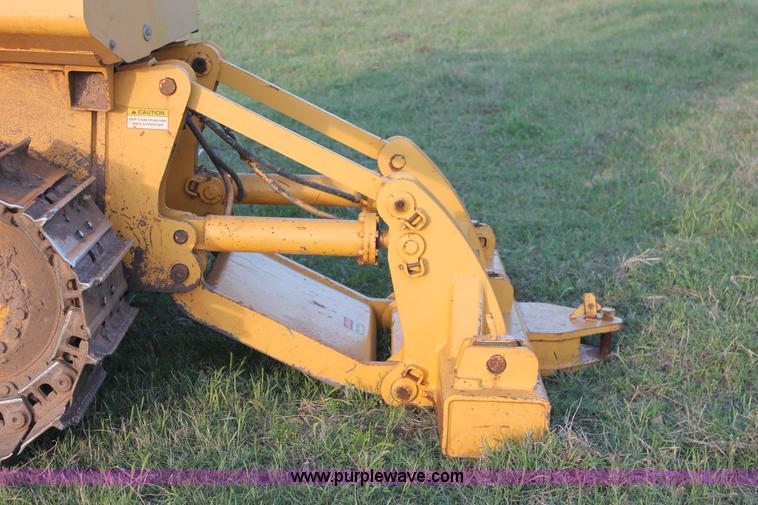 image for item K8874 2005 John Deere 700J LT dozer