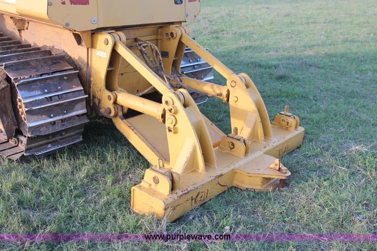 image for item K8874 2005 John Deere 700J LT dozer