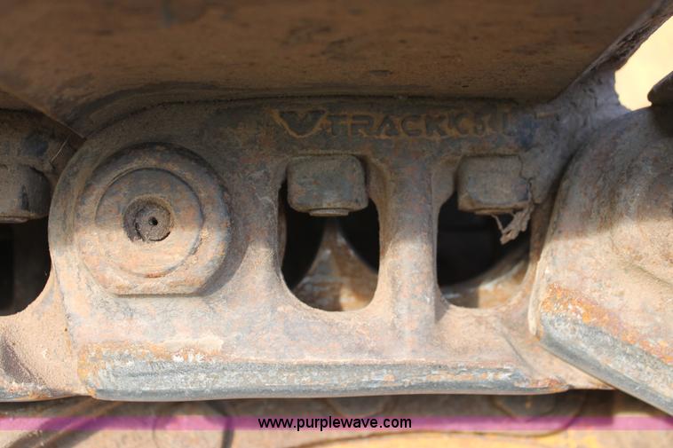 image for item K8874 2005 John Deere 700J LT dozer