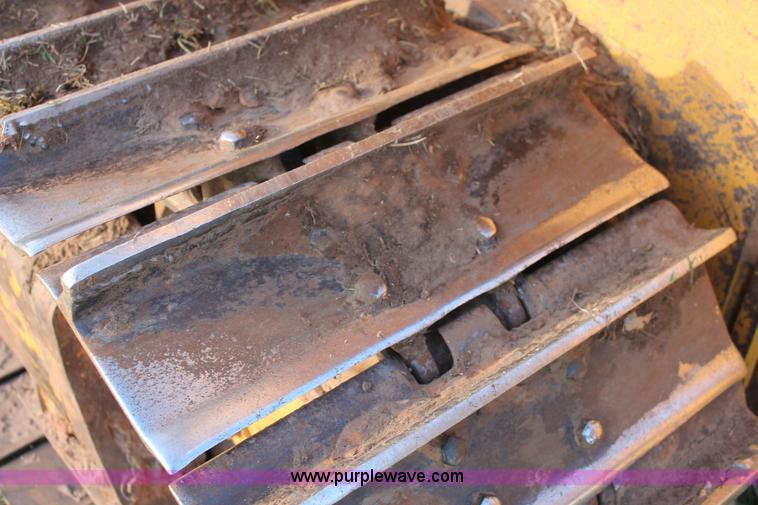 image for item K8874 2005 John Deere 700J LT dozer