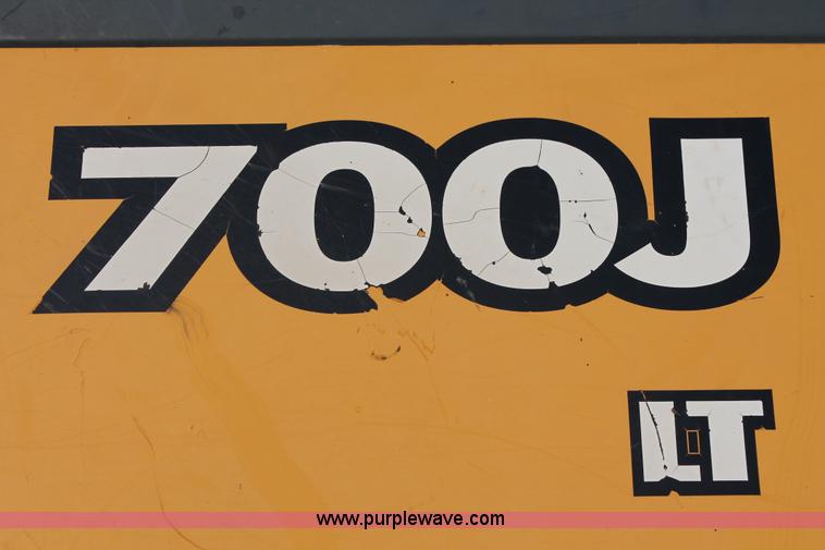 image for item K8874 2005 John Deere 700J LT dozer