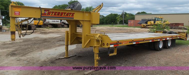 image for item L1536 2000 Interstate G20DT equipment trailer