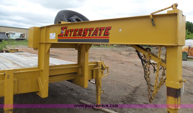 image for item L1536 2000 Interstate G20DT equipment trailer