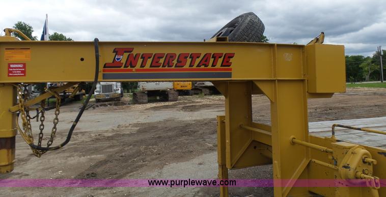 image for item L1536 2000 Interstate G20DT equipment trailer