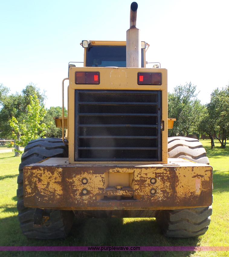 image for item L1537 1996 John Deere 744E wheel loader