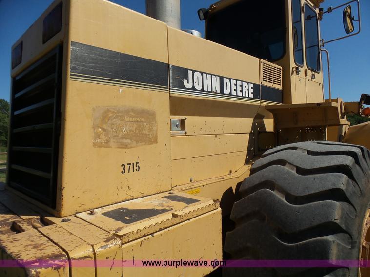 image for item L1537 1996 John Deere 744E wheel loader