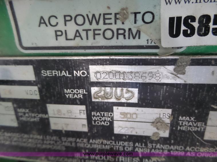 image for item L6066 2005 JLG 1930ES scissor lift