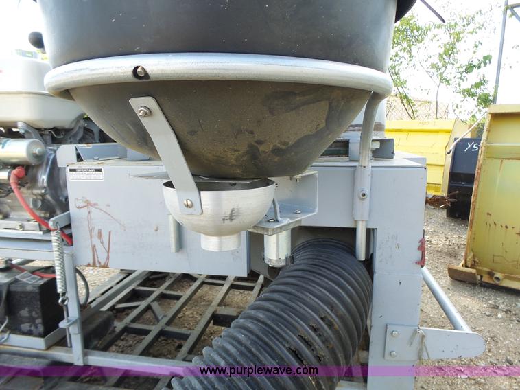 image for item L6071 Pro Chopper straw blower