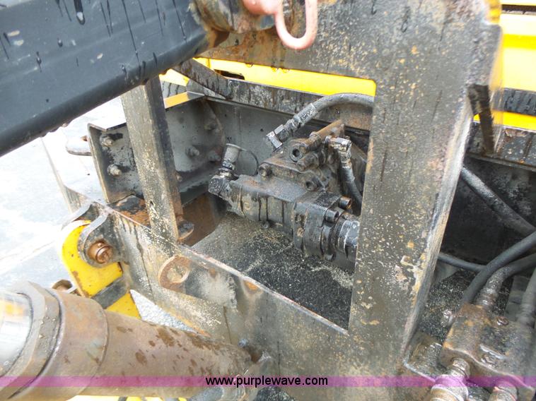 image for item L6074 2000 International F4900 dump truck