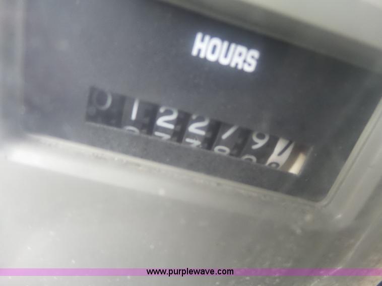 image for item L6074 2000 International F4900 dump truck