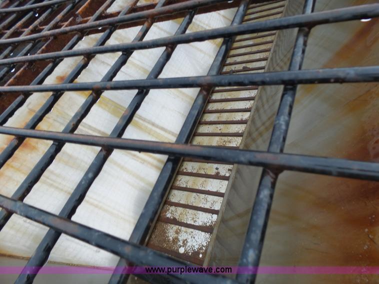 image for item L6074 2000 International F4900 dump truck