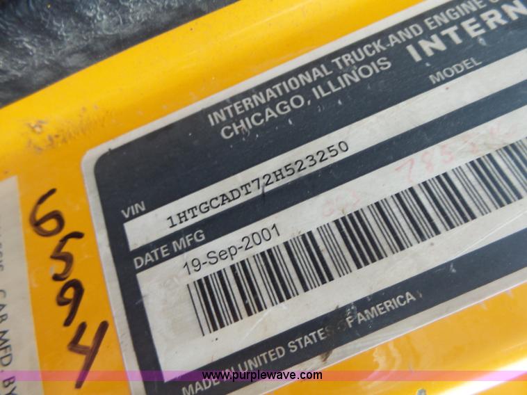 image for item L6075 2002 International F2554 dump truck