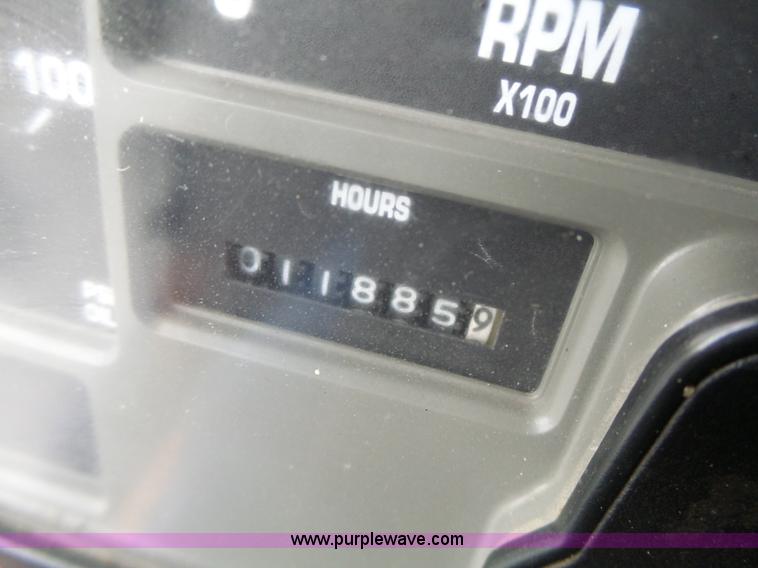 image for item L6075 2002 International F2554 dump truck