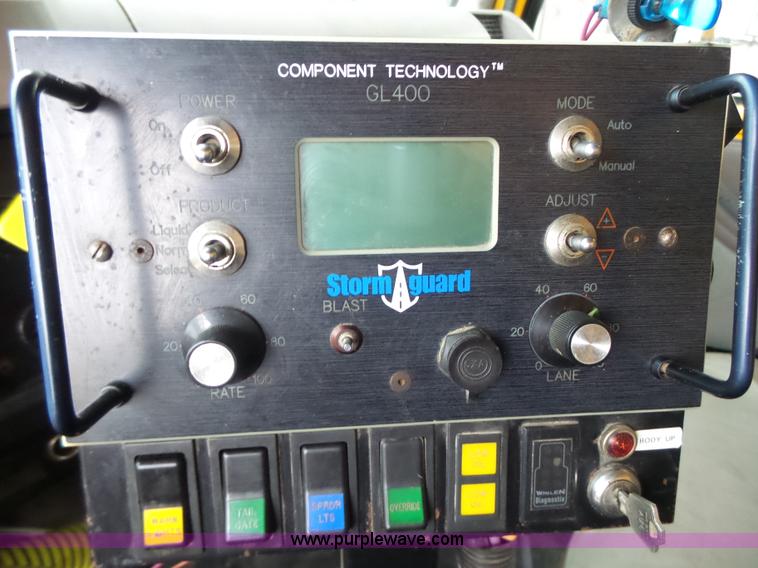 image for item L6075 2002 International F2554 dump truck