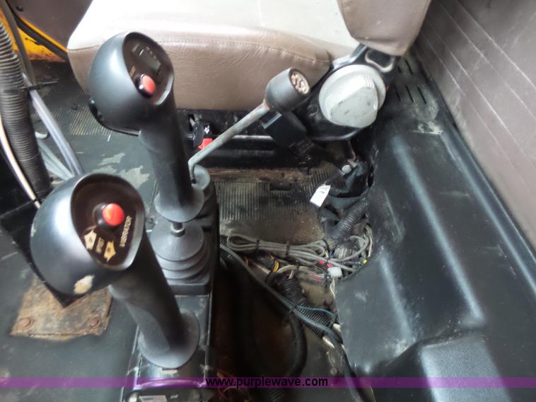 image for item L6075 2002 International F2554 dump truck