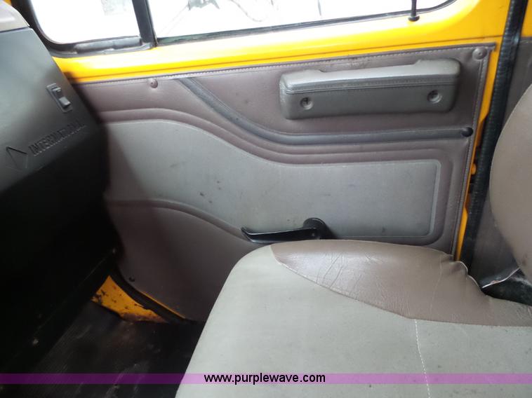 image for item L6075 2002 International F2554 dump truck