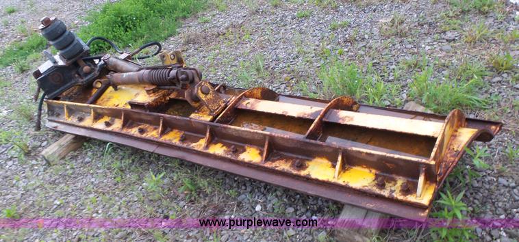 image for item L6075 2002 International F2554 dump truck