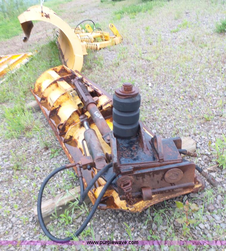 image for item L6075 2002 International F2554 dump truck