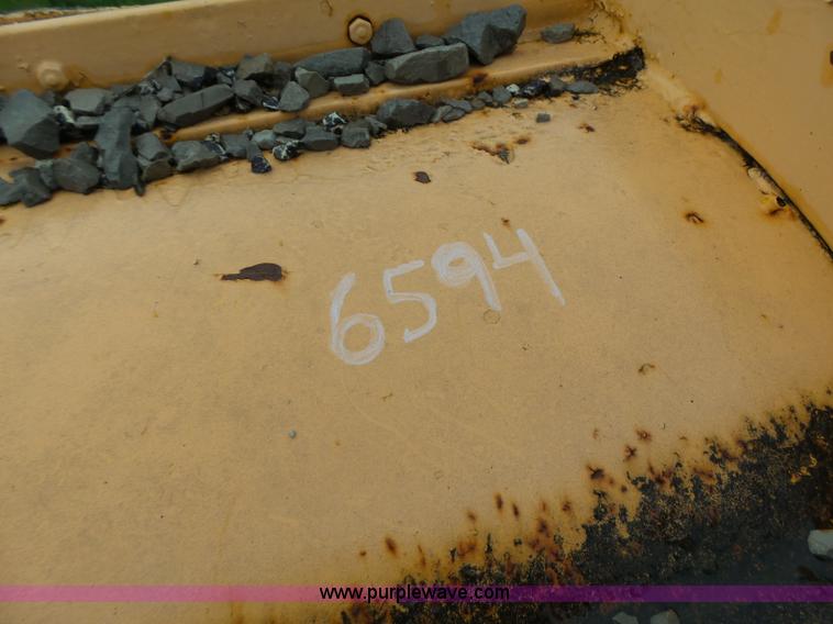 image for item L6075 2002 International F2554 dump truck