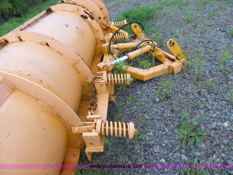 image for item L6075 2002 International F2554 dump truck