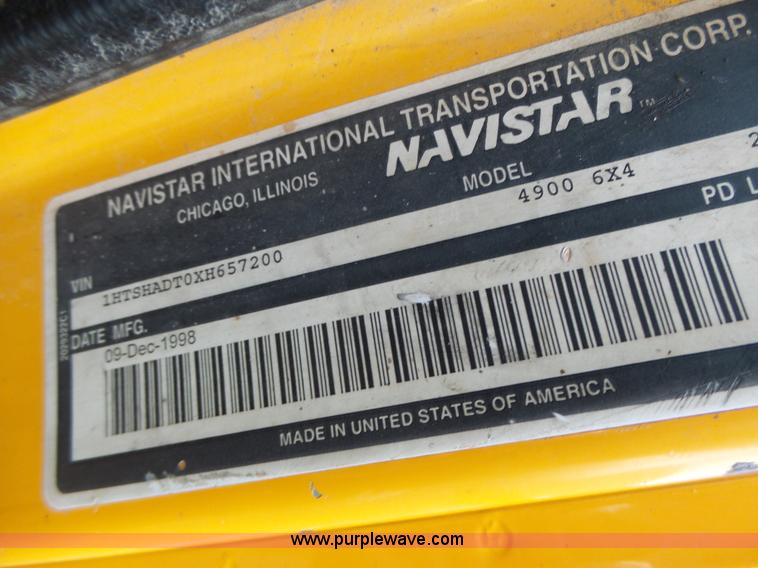 image for item L6076 1999 International 4900 dump truck