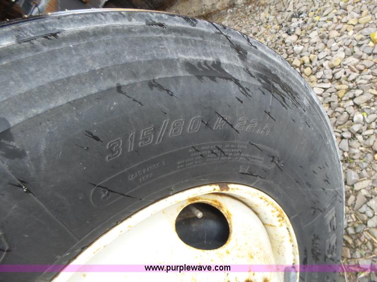 image for item L6078 2002 International F2554 dump truck