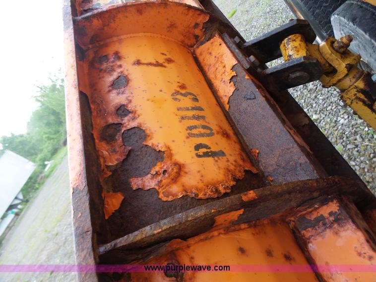 image for item L6078 2002 International F2554 dump truck