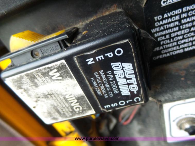 image for item L6078 2002 International F2554 dump truck