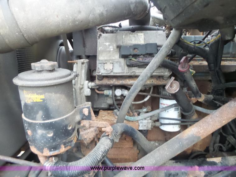 image for item L6078 2002 International F2554 dump truck