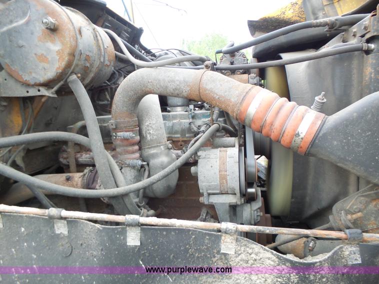 image for item L6078 2002 International F2554 dump truck