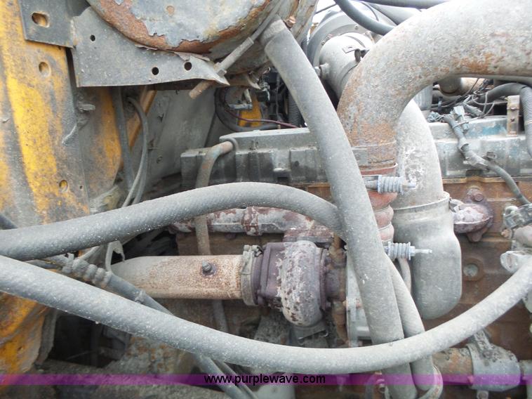 image for item L6078 2002 International F2554 dump truck