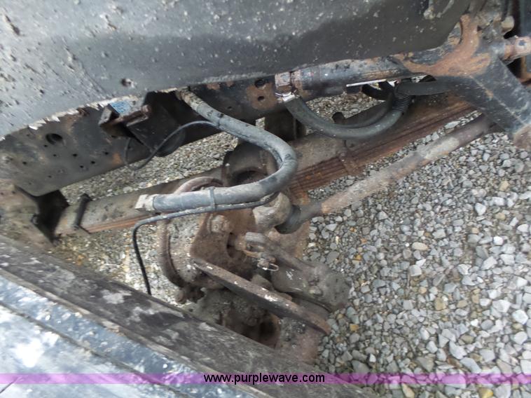 image for item L6078 2002 International F2554 dump truck