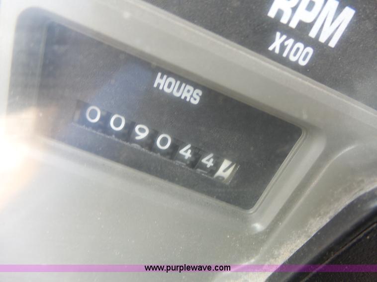 image for item L6080 2002 International 4900 dump truck