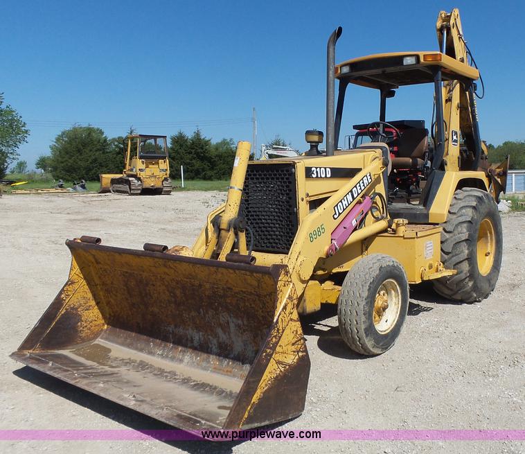 image for item L6082 1996 John Deere 310D backhoe