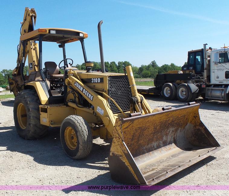 image for item L6082 1996 John Deere 310D backhoe