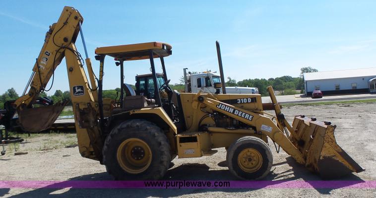 image for item L6082 1996 John Deere 310D backhoe