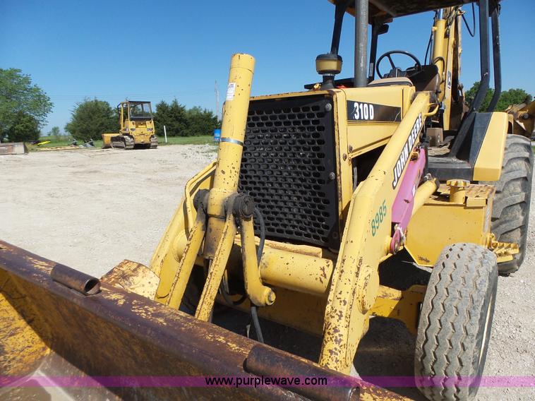 image for item L6082 1996 John Deere 310D backhoe