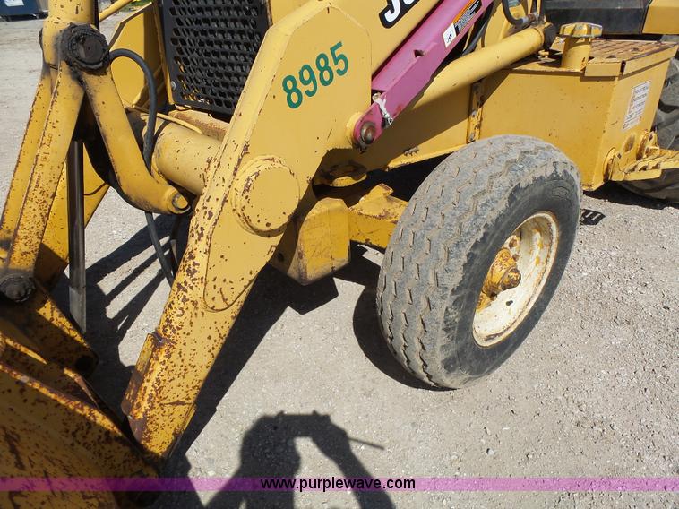 image for item L6082 1996 John Deere 310D backhoe