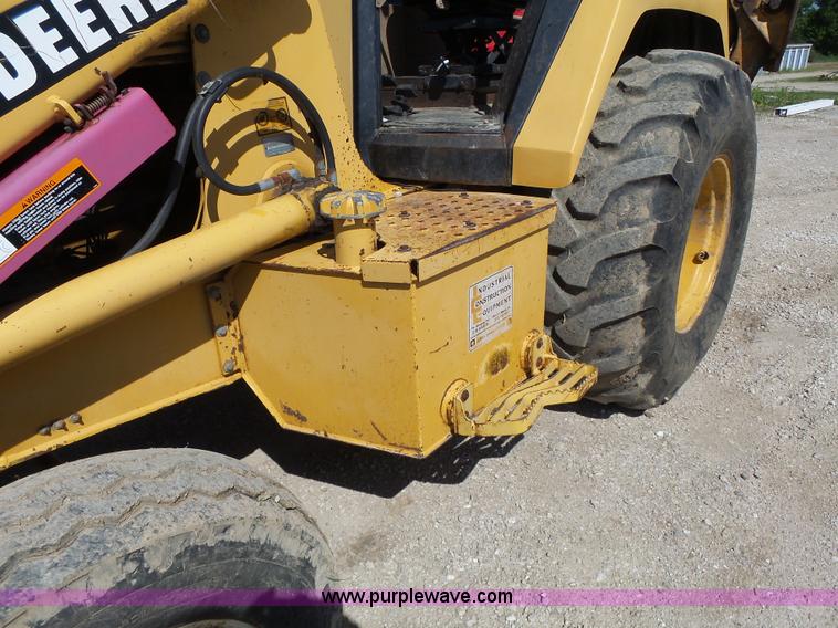 image for item L6082 1996 John Deere 310D backhoe
